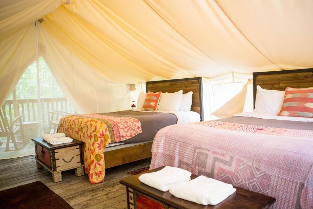Готель Firelight Camps Ітака Екстер'єр фото