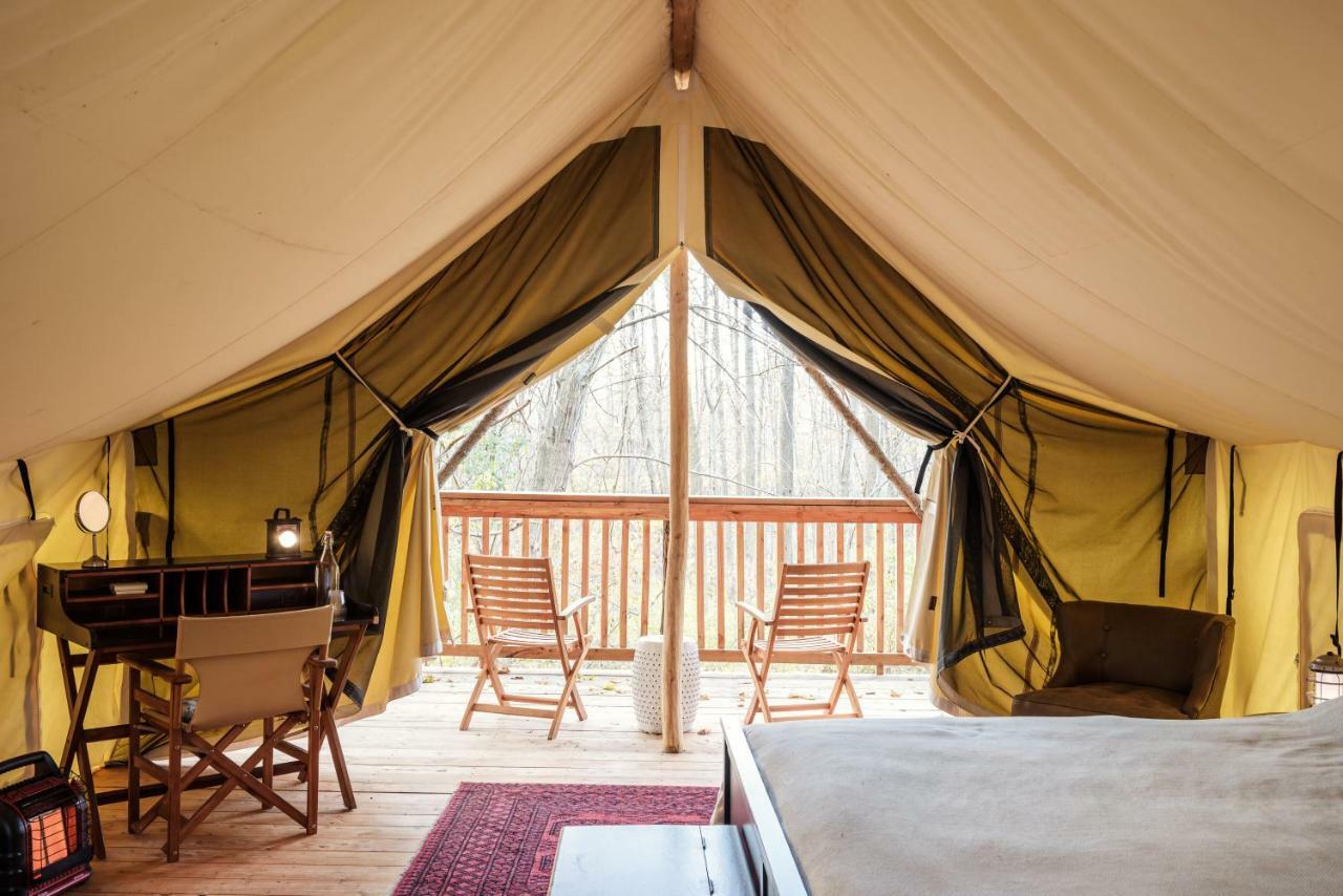 Готель Firelight Camps Ітака Екстер'єр фото
